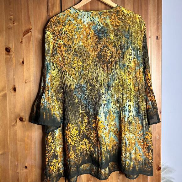 Catherines Animal Print Women’s Blouse 1X Bell Sleeves Boho Lagenlook Flowy Chic - Picture 6 of 8